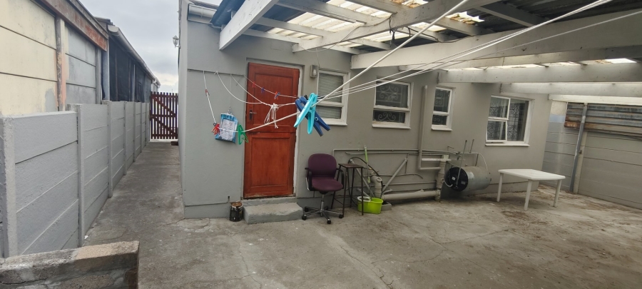 4 Bedroom Property for Sale in Strandfontein Village Western Cape